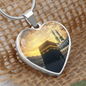 Luxury graphic heart necklace